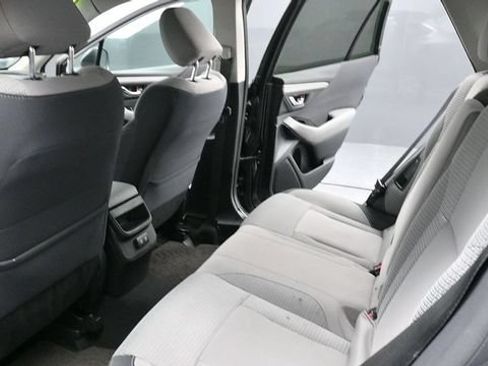 Used 2021 Subaru Outback Premium AWD/4WD image 13