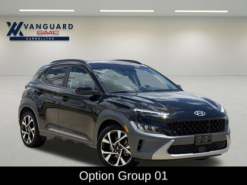 Used 2023 Hyundai Kona Limited w/ Cargo Package FWD image 2
