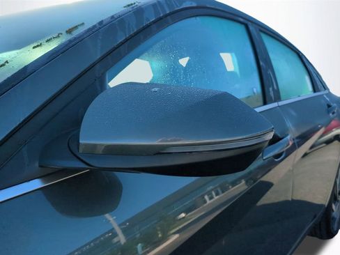 New 2026 Hyundai Elantra Limited image 12