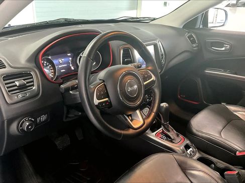 Used 2017 Jeep Compass Trailhawk w/ Leather Interior Group image 2