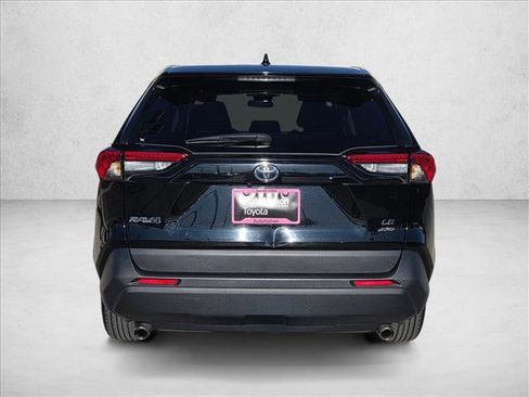 Used 2024 Toyota RAV4 LE image 7