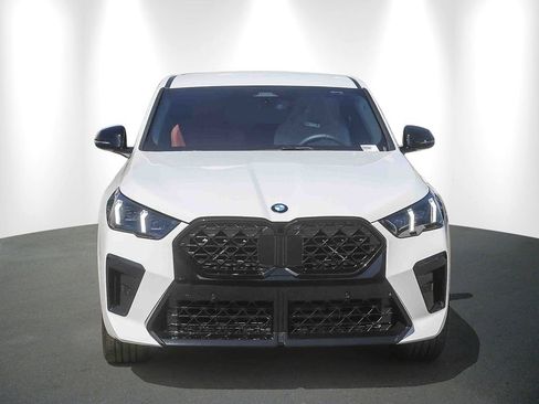 New 2026 BMW X2 xDrive28i w/ M Sport Package AWD/4WD image 2