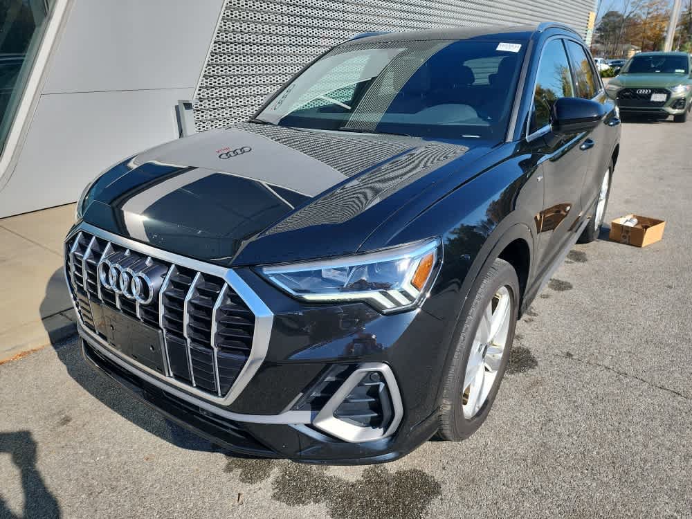 Used 2024 Audi Q3 2.0T Premium AWD/4WD image 25