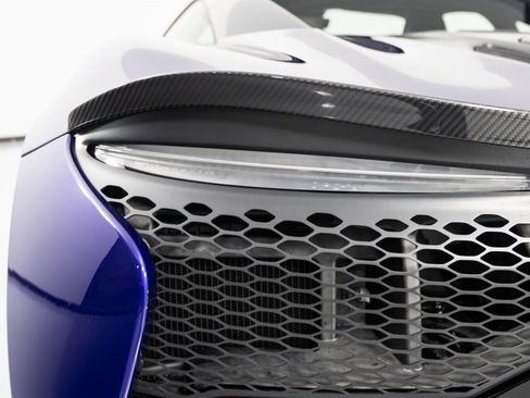 Used 2023 McLaren Artura image 37