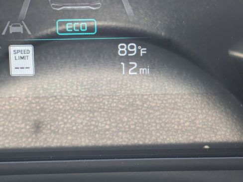 Used 2024 Kia Sportage EX image 29