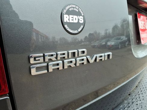 Used 2014 Dodge Grand Caravan SE FWD image 4