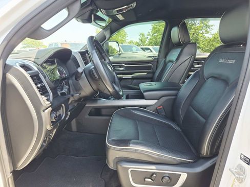 Used 2022 RAM 1500 Laramie w/ Sport Appearance Package AWD/4WD image 12