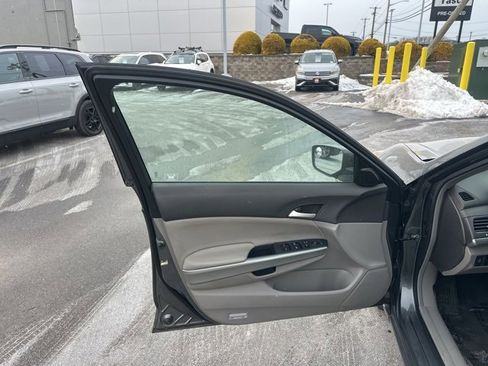 Used 2009 Honda Accord EX image 23