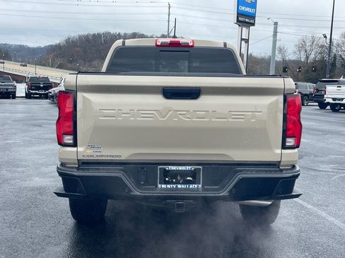 Used 2023 Chevrolet Colorado Z71 w/ Z71 Convenience Package 2 image 6