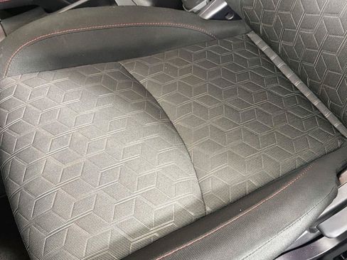 Used 2025 Mitsubishi Outlander Sport LE AWD/4WD image 15