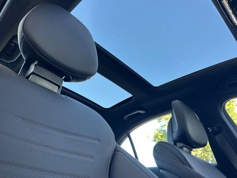New 2026 Mercedes-Benz C 300 Sedan image 16