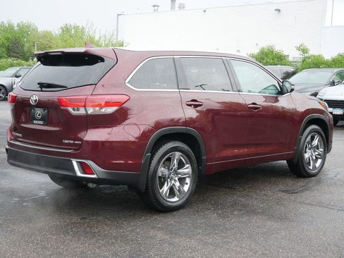 Used 2019 Toyota Highlander Limited Platinum AWD/4WD image 6