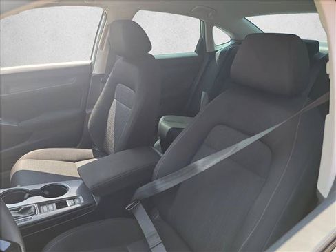 Used 2023 Honda Civic LX image 9