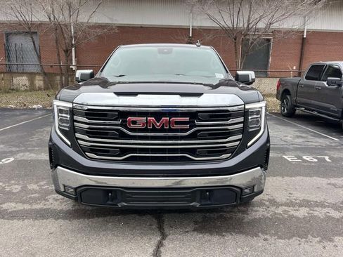 Used 2024 GMC Sierra 1500 SLT image 8