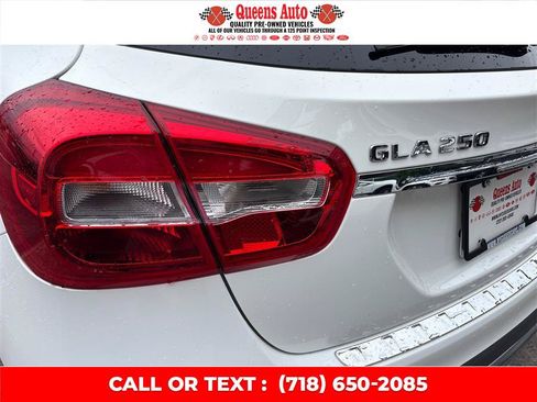 Used 2020 Mercedes-Benz GLA 250 4MATIC w/ Convenience Package image 35