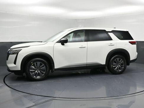 New 2026 Nissan Pathfinder S AWD/4WD image 2
