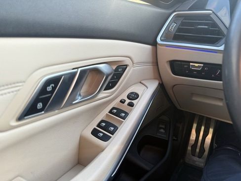 Used 2020 BMW M340i xDrive image 10