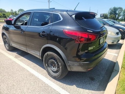 Used 2018 Nissan Rogue Sport S AWD/4WD image 4