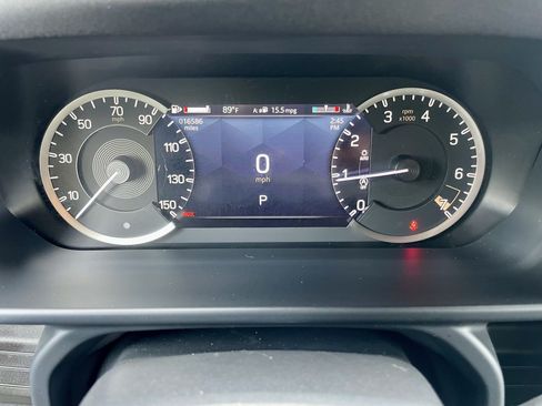Used 2023 Land Rover Defender 90 X-Dynamic SE AWD/4WD image 24