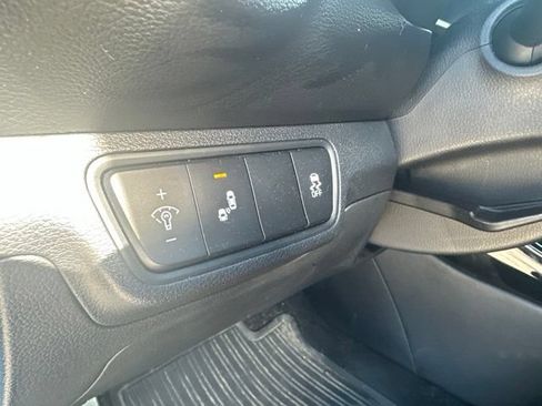 Certified 2024 Kia Forte GT-Line w/ GT-Line Premium Package FWD image 11