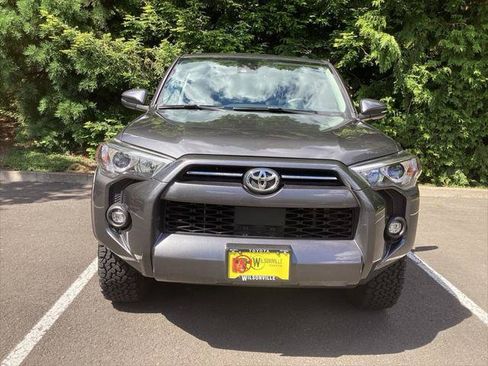 Certified 2023 Toyota 4Runner SR5 Premium w/ Moonroof Package AWD/4WD image 21