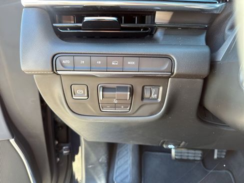 Used 2023 Cadillac Escalade Sport image 29