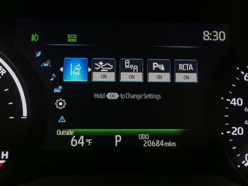 Used 2025 Toyota Sienna XLE image 37