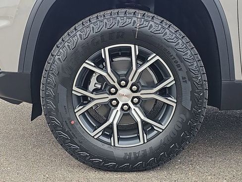 New 2026 GMC Acadia AT4 image 20