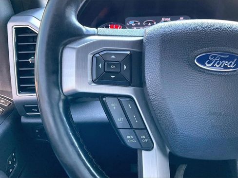 Used 2022 Ford F250 Platinum w/ FX4 Off-Road Package image 18