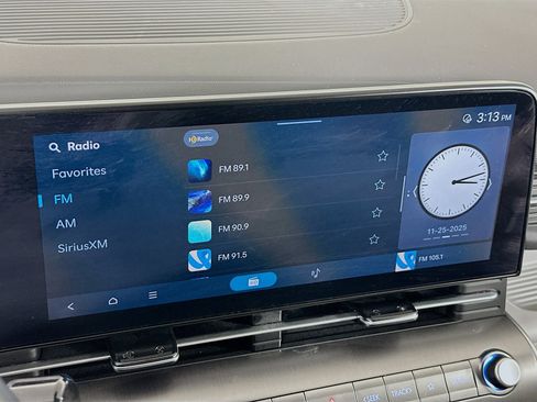 Used 2024 Hyundai Kona SEL image 19