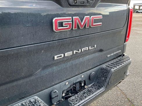 Used 2019 GMC Sierra 1500 Denali w/ Denali Ultimate Package AWD/4WD image 6
