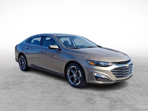 Used 2024 Chevrolet Malibu LT image 7