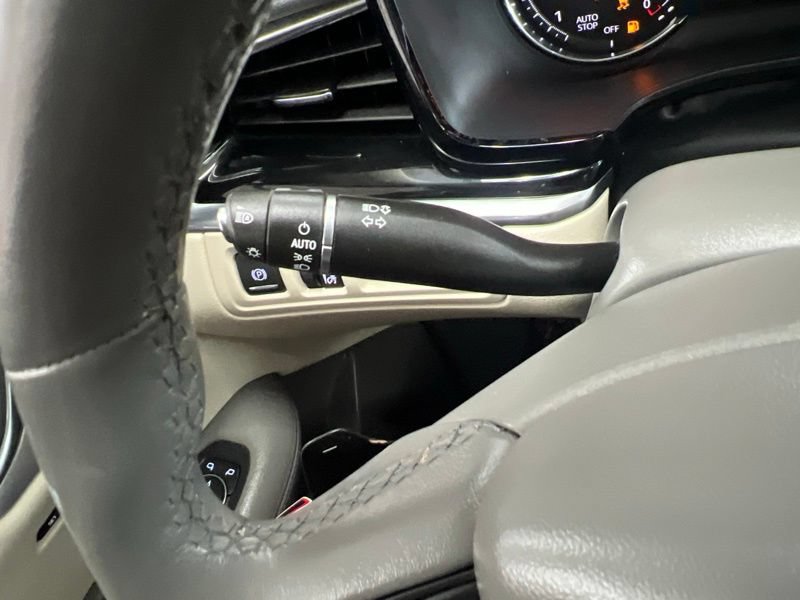 Used 2022 Cadillac XT6 Premium Luxury FWD image 20