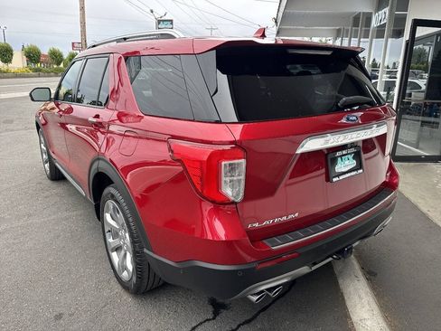 Used 2020 Ford Explorer Platinum w/ Premium Technology Package AWD/4WD image 4