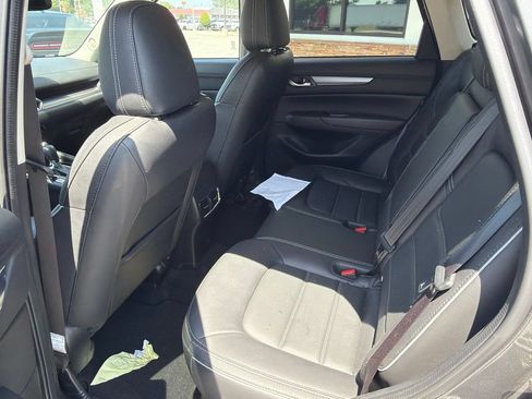 Used 2024 MAZDA CX-5 AWD 2.5 S w/ Preferred Package image 5