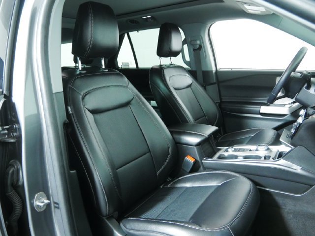 Used 2023 Ford Explorer Limited w/ Limited Technology Package AWD/4WD image 15