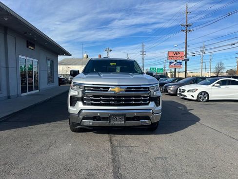 Used 2022 Chevrolet Silverado 1500 LTZ w/ Technology Package image 2