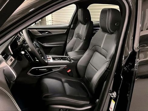 New 2026 Jaguar F-PACE R-Dynamic S image 8