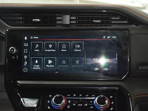 Used 2025 GMC Sierra 1500 AT4 w/ AT4 Premium Package AWD/4WD image 31