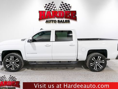 Used 2017 Chevrolet Silverado 1500 LT w/ Trailering Package image 1