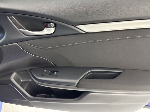 Used 2020 Honda Civic EX image 39