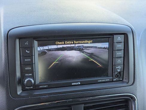 Used 2019 Dodge Grand Caravan SE image 15