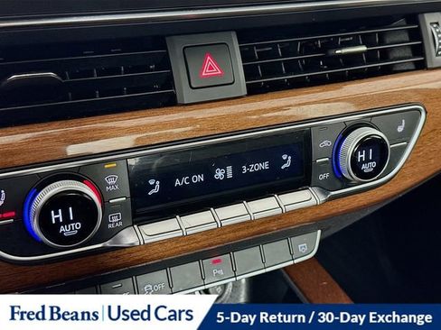 Used 2023 Audi A4 2.0T Premium w/ Convenience Package image 16