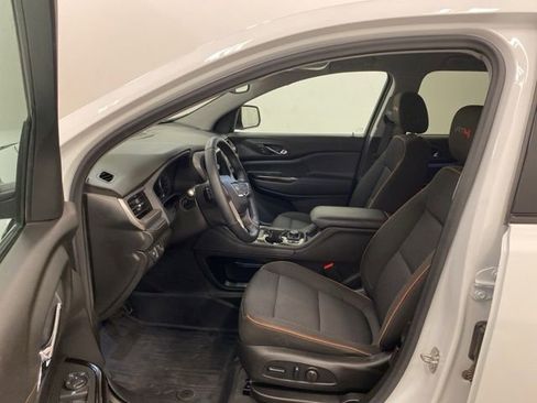 Used 2023 GMC Acadia AT4 w/ Trailering Package AWD/4WD image 9