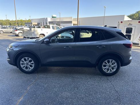 Used 2025 Ford Escape Active image 4