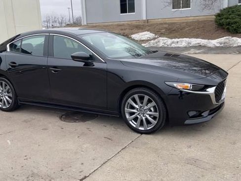 Used 2025 MAZDA MAZDA3 s image 2