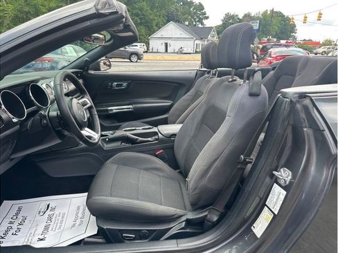 Used 2017 Ford Mustang Convertible w/ Equipment Group 051A RWD image 12