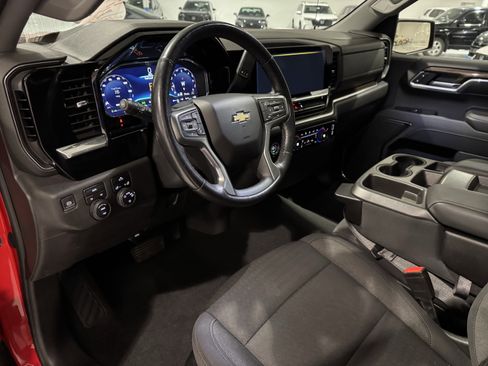 Used 2022 Chevrolet Silverado 1500 LT image 27