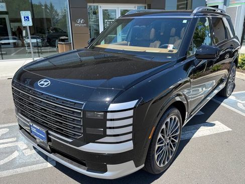 Certified 2026 Hyundai Palisade Calligraphy AWD/4WD image 9