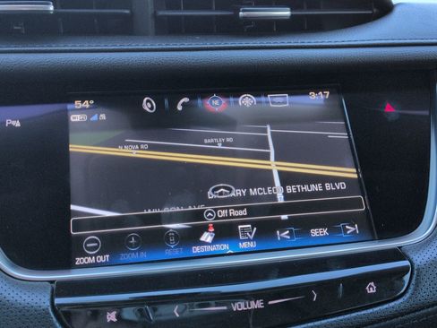 Used 2019 Cadillac XT5 Premium Luxury w/ LPO, Black Ice Package image 22